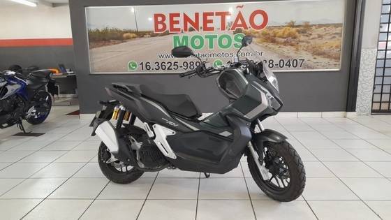 HONDA ADV 